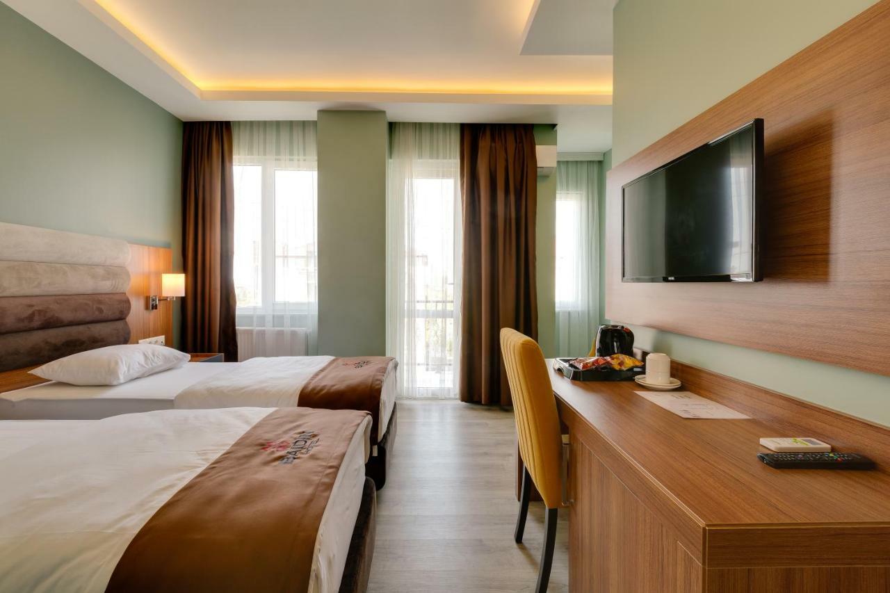 City Hotel Batumi Exterior foto